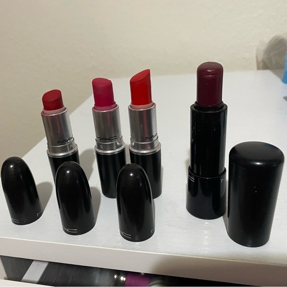 Mac lipstick(3 matte 1 sheer) Ruby woo, Lady danger, all fired up lush life - Picture 3 of 3